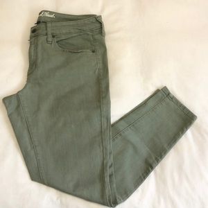Universal Thread Green Mid Rise 12R Skinny Jeans
